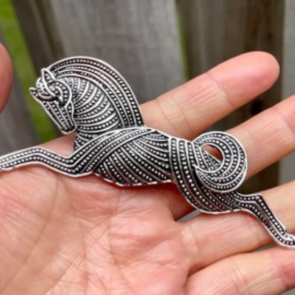 Large size horse brooch pin pendant - Picture 4 of 8